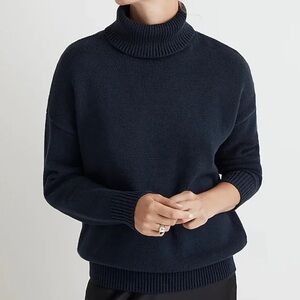 Madewell relaxed ribbed turtleneck in blue